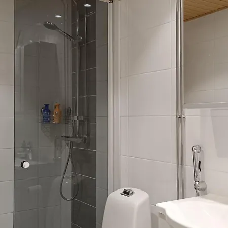 Apartamento Bright And Cozy With Private Sauna And Parking